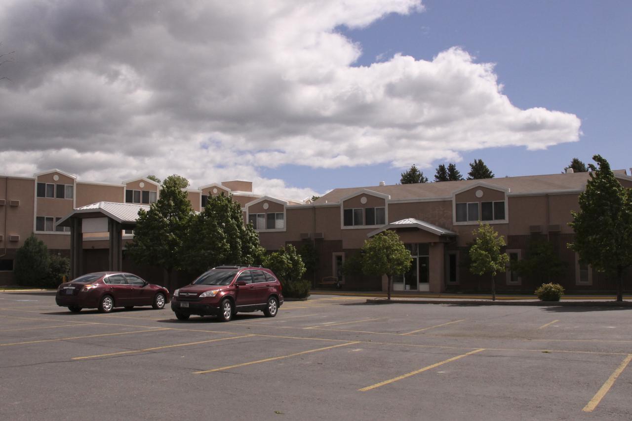 Yellowstone Pioneer Lodge Livingston Exterior photo